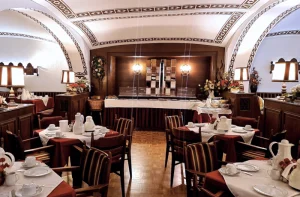 Accommodation & Rooms