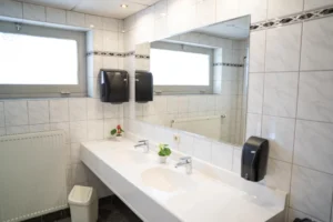 Sanitary facilities at Hotel Rossmann
